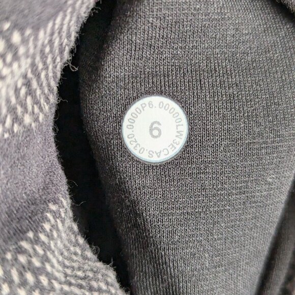 Lululemon Close to Crossing Long Sleeve *Rulu - Picture 12 of 12